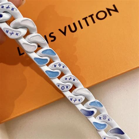 lv cloud bracelet|Altro.